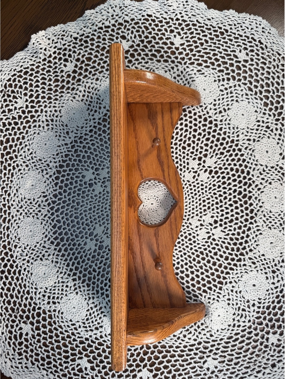 Solid oak vintage country-style wood wall shelf featuring a classic heart cutout